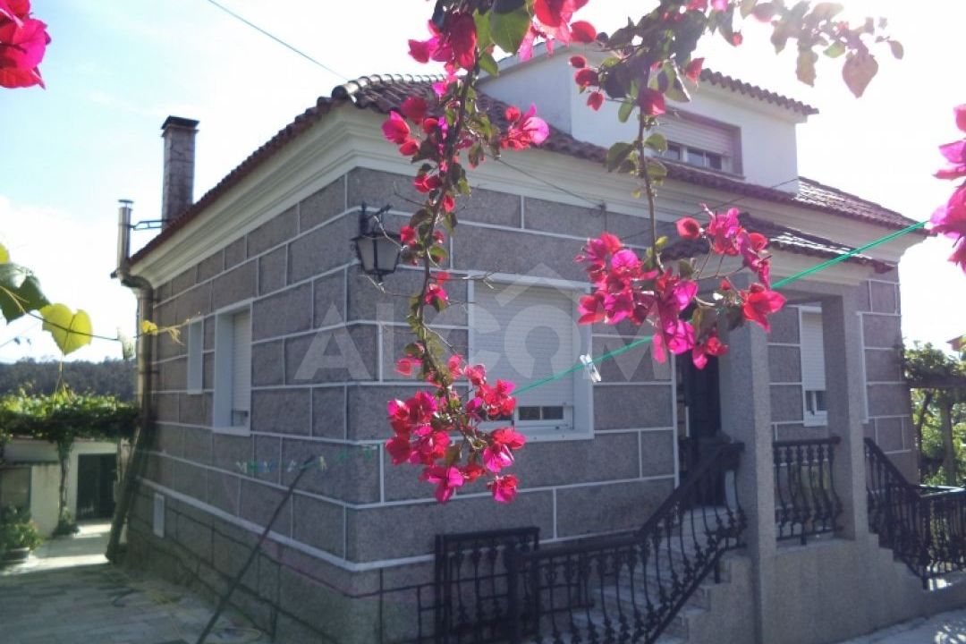 Casa / Chalet En Venta En Vilagarcía De Arousa (Pontevedra) - Ref: 1273 - 1/4